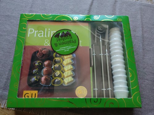 Pralinen und konfekt backset - und,